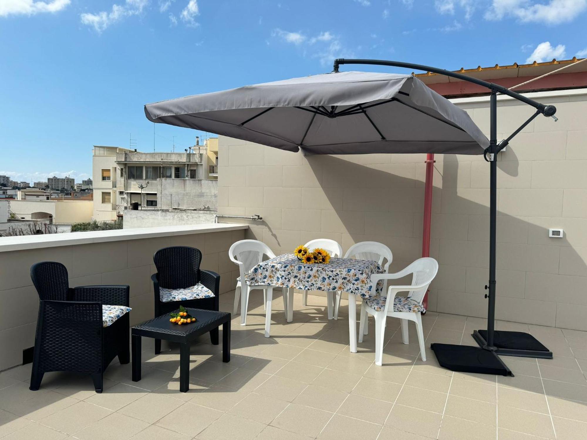 Casa Vacanze La Perla Rara Tarente Extérieur photo